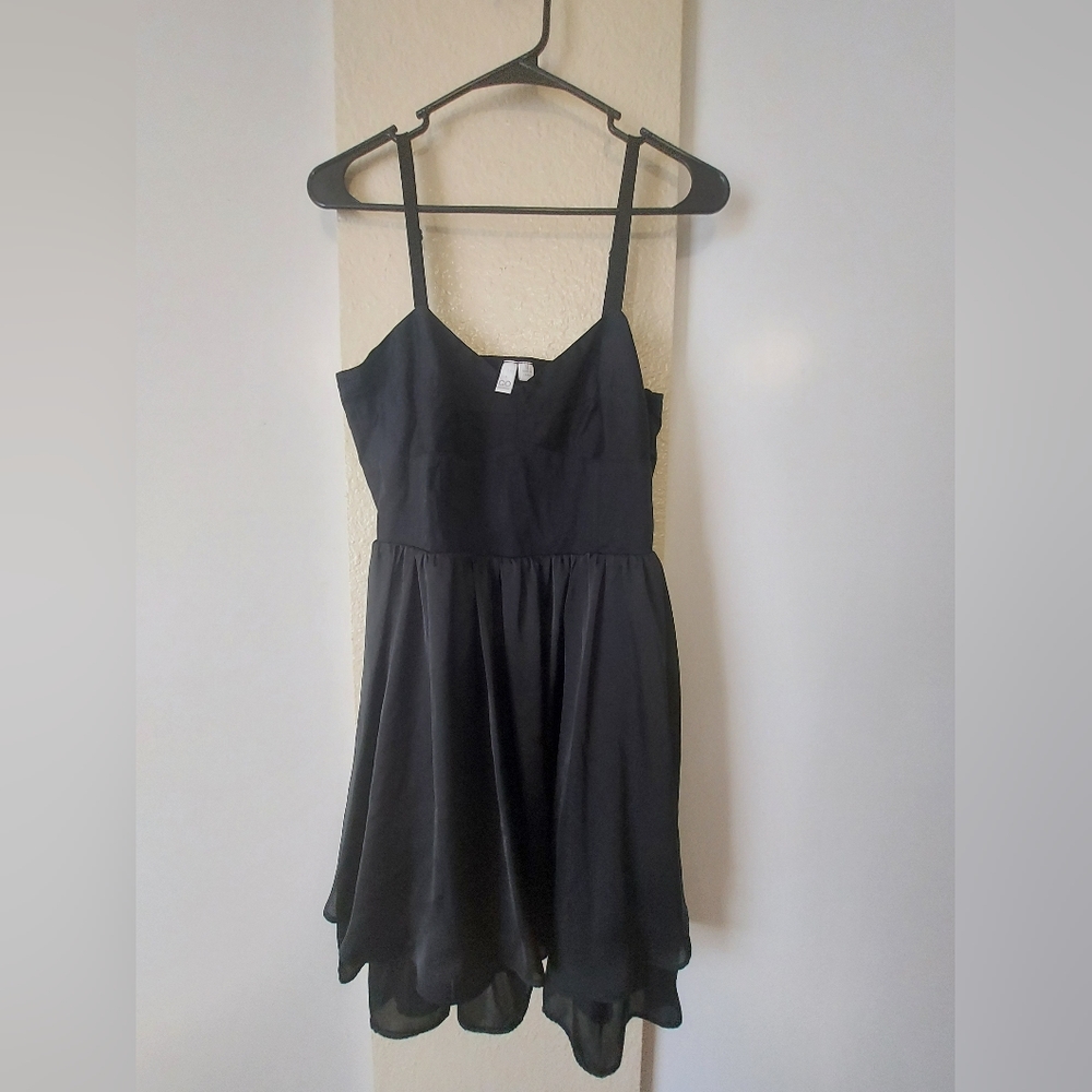 Black Dress Go International